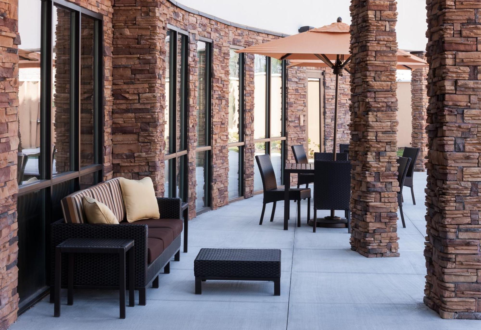 Courtyard By Marriott Houston North/Shenandoah Hotell The Woodlands Eksteriør bilde